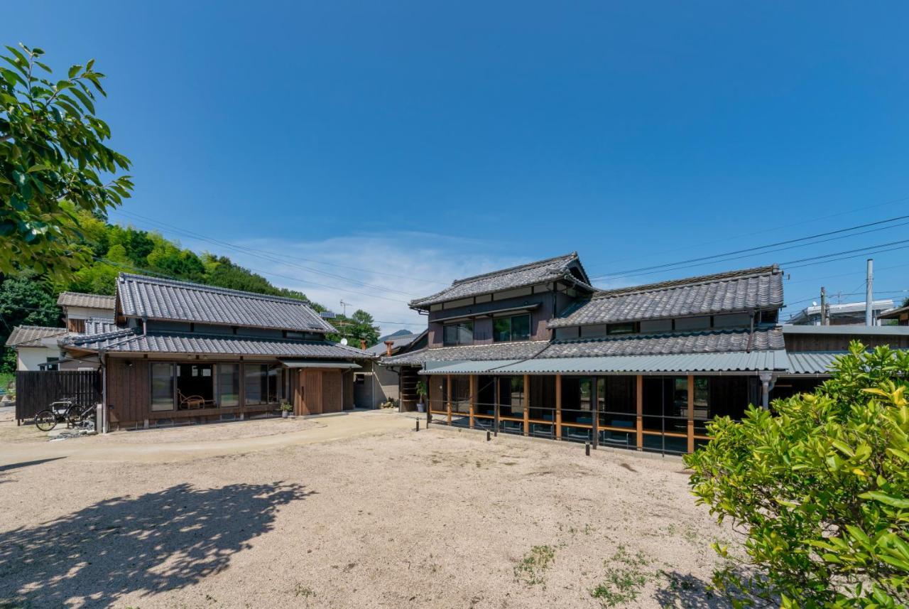 Omishima Space Omoya Imabari Railway Station 外观 照片