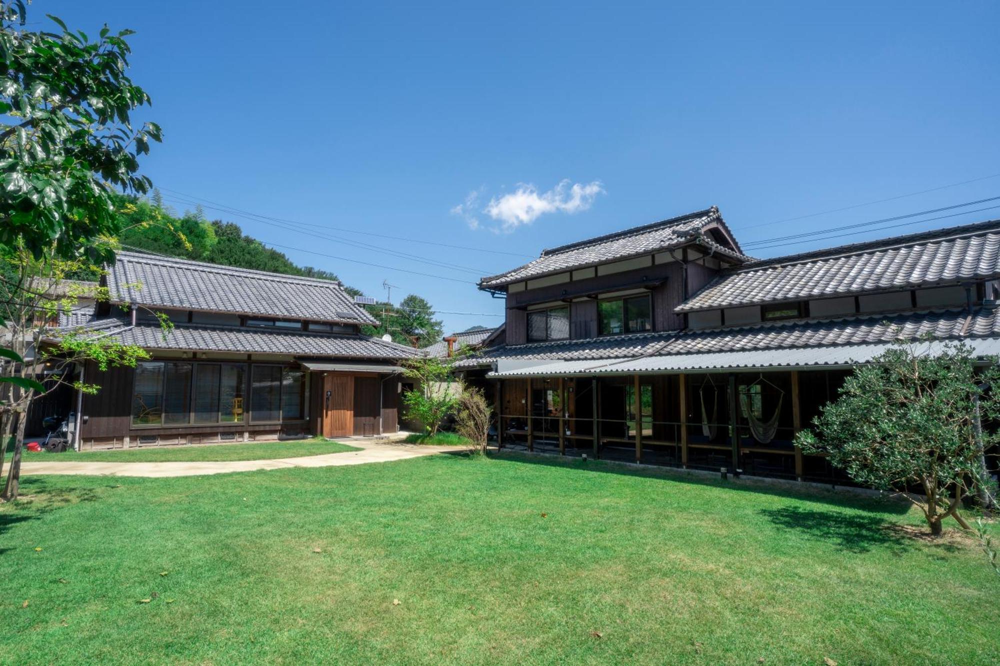 Omishima Space Omoya Imabari Railway Station 外观 照片